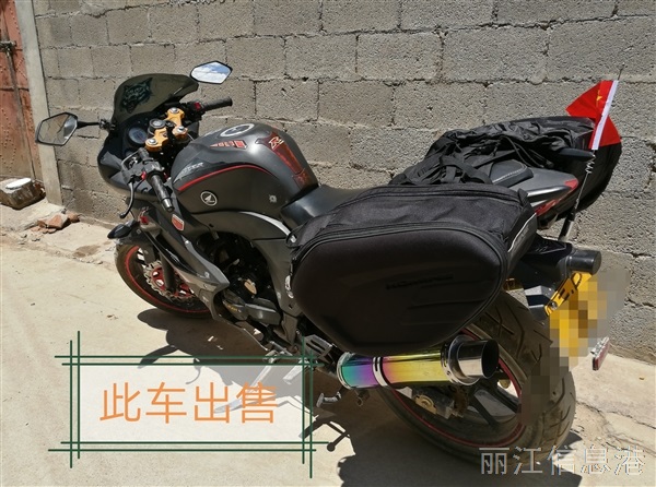 二手摩托車跑車低價(jià)出售